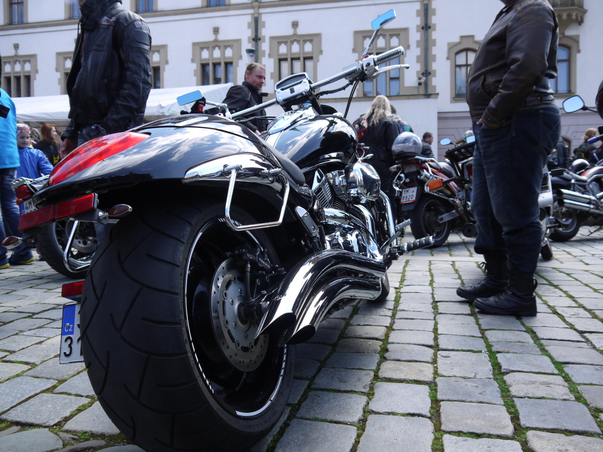 Zahájení motosezóny 2015