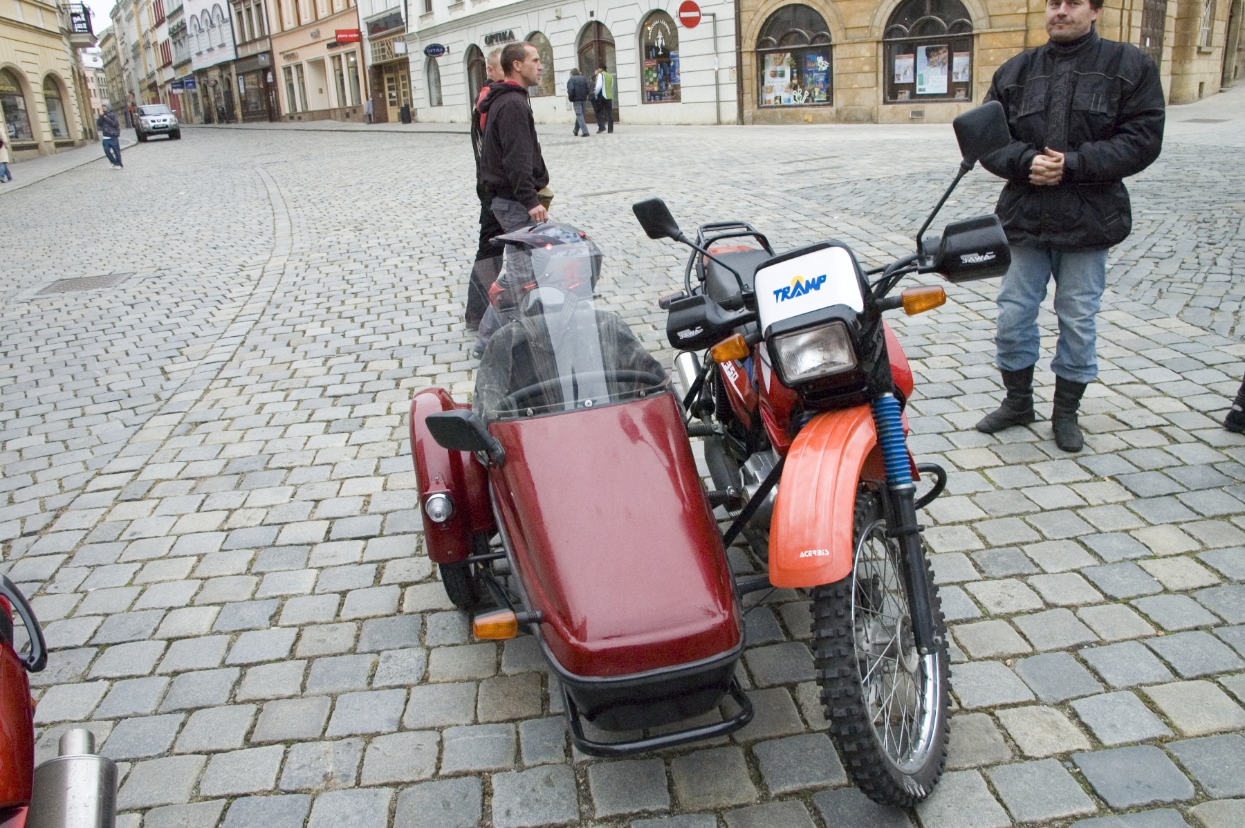 Zamykání silnic – 2008